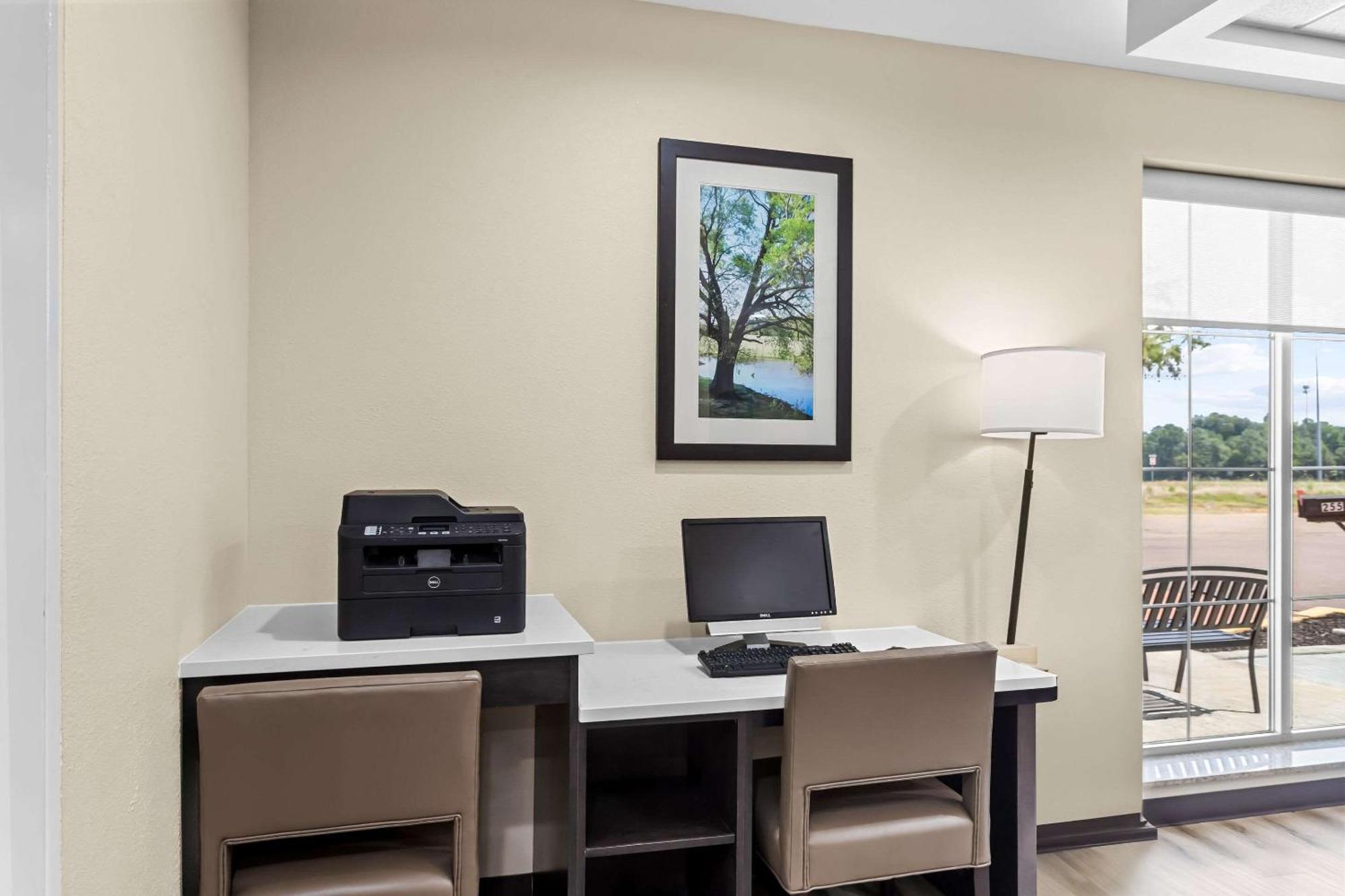 Comfort Inn & Suites Гренада Экстерьер фото